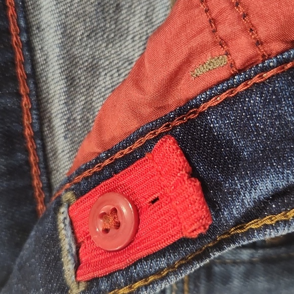 NWOT Wrangler Girls's Slim Fit Blue Jeans - Picture 11 of 12